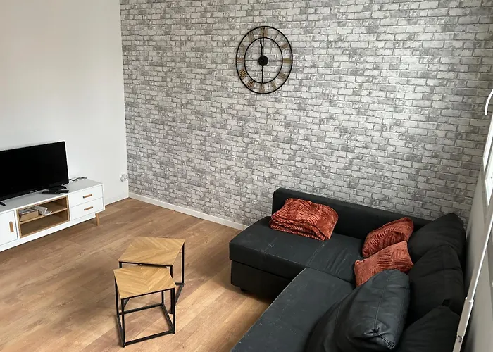 Jolie Petite Maison 4-6 Couchages